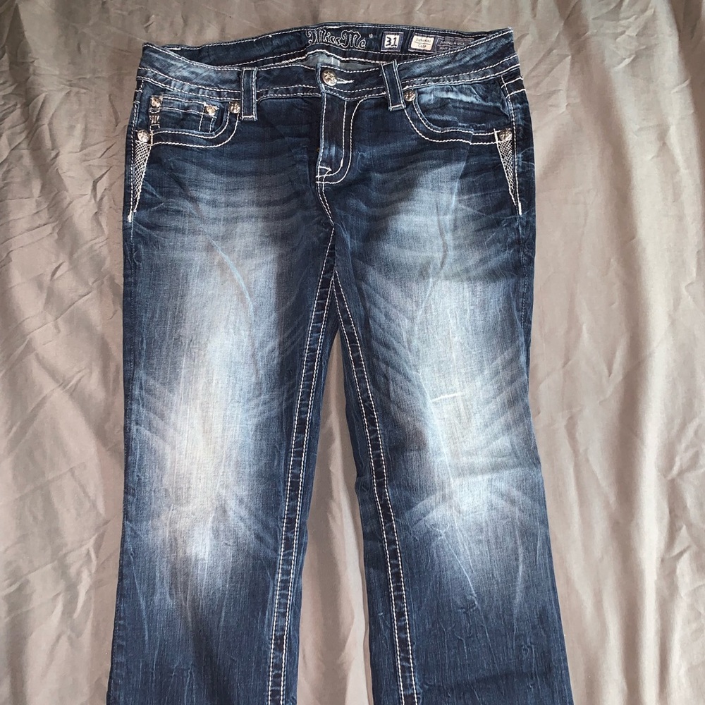 Miss Me Signature Crops.